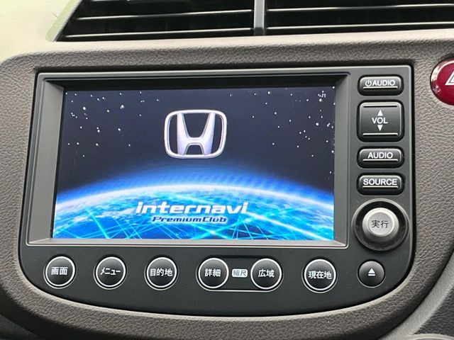 �y���[�J�[�����i�r�z�C���e���A�ɗn�����ރX�^�C���b�V���ȁu��p�݌v�v���[�J�[�i�r�𑕔��􎋔F���⑀�쐫�ȂǊ�{���\�ɂ��D��A���㎿�ȃJ�[���C�t�����y���݂��������܂��B