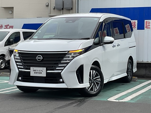 セレナ1.4 e-4ORCE ハイウェイスターV 4WD