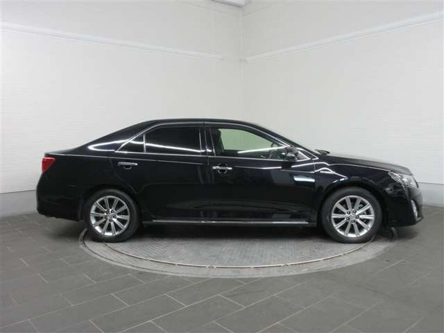 カムリハイブリッド2.5 Gパッケージ プレミアムブラック