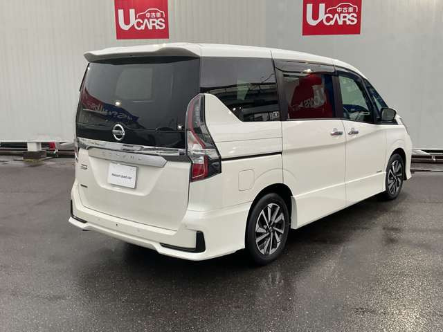 セレナ2.0 ハイウェイスターV