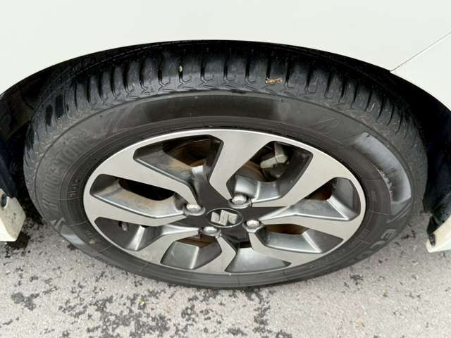 �C�ɂȂ邨�Ԃ�����܂�����E�̓d�b�ԍ����璼�ڂ��X�ɂ��₢���킹���������B�x�����@����ԗ����A��Ԃ܂łȂ�ł������������Ē����܂��B�X�^�b�t�ꓯ���A�����҂����Ă���܂��B