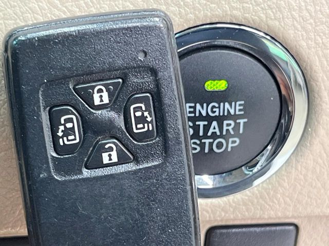 �y�X�}�[�g�L�[�z�J�o����|�P�b�g�ɓ��ꂽ�܂܂ł��h�A�̎{���E�������\�ȃX�}�[�g�L�[�𑕔��B�G���W���̃I���E�I�t�����J�M�����o���K�v����������Ƃ��Ă��֗��ł���