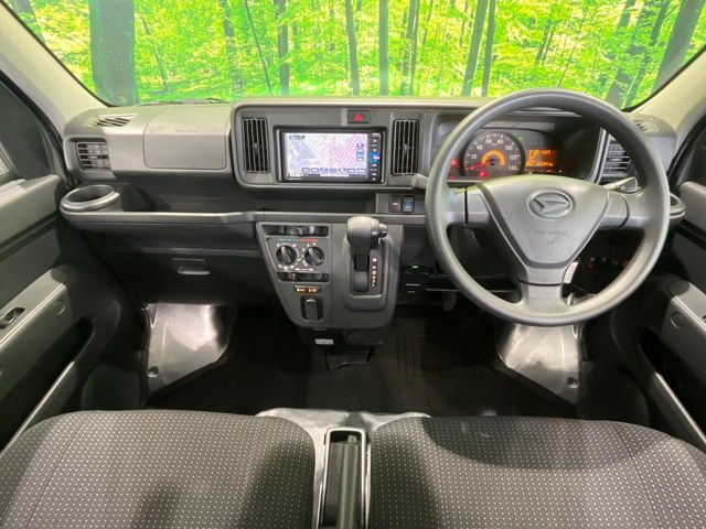 �O���[�v���݌ɐ���30,000��!!�S���̌n��X���烁�[�J�[�E�Ԏ��킸���Љ�o����̂ŁA���Ȃ��Ƀs�b�^���̂��Ԃ�������͂��ł���܂��͂��₢���킹��������