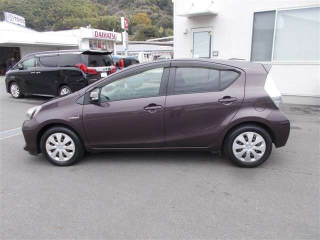 アクア1.5 G ブラックソフトレザーセレクション