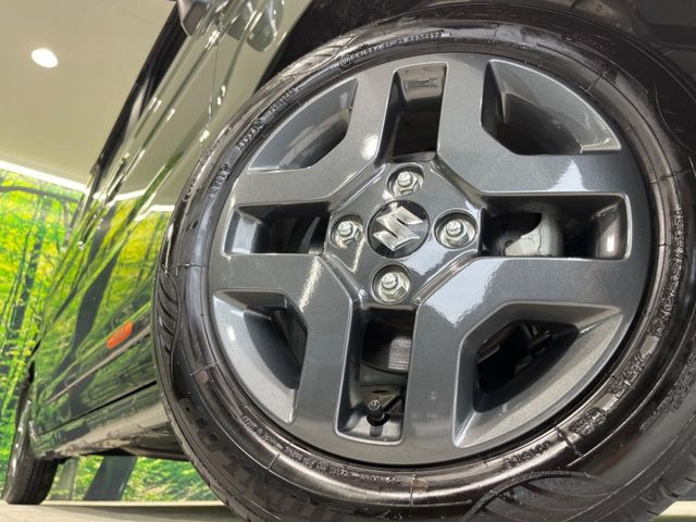 �y����14�C���`�A���~�z�C�[���z�O�ςɃ}�b�`���������A���~�z�C�[���𑕒����Ă���܂��B�e��ЊO�A���~�z�C�[����A�X�^�b�h���X�^�C�����戵�����Ă���܂��B���񂲑��k����������