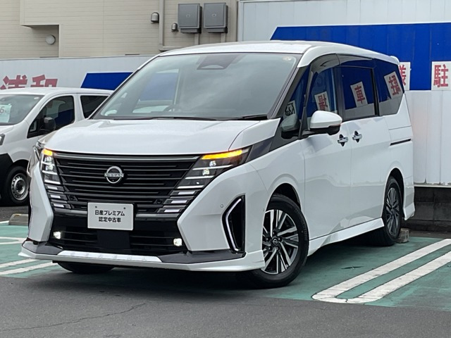 セレナ1.4 e-POWER ルキシオン