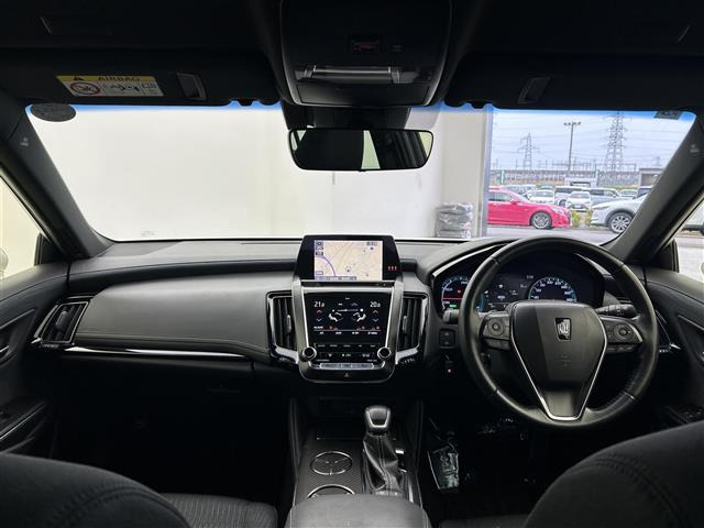 クラウンハイブリッド 2.5 RS