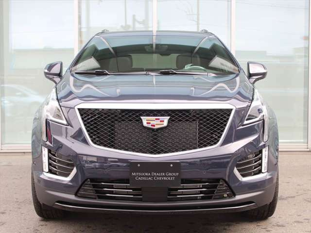 XT5ミッドナイトスカイ エディション 4WD