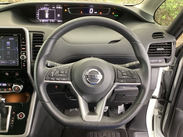 セレナ2.0 ハイウェイスター Vセレクション