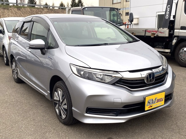 シャトル1.5 ハイブリッド ホンダセンシング 4WD