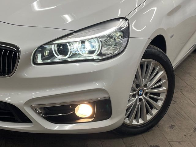 ��LED�w�b�h���C�g:��ԑ��s�����ǍD�Ȏ��E���m�ۂ����S���ĉ^�]�ł��鍂�P�xLED�w�b�h���C�g�𑕔�!�_�����x�������A����d�͂��}�����Ă��܂��B