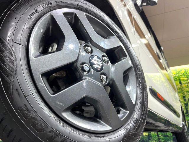 �y����14�C���`�A���~�z�C�[���z�O�ςɃ}�b�`���������A���~�z�C�[���𑕒����Ă���܂��B�e��ЊO�A���~�z�C�[����A�X�^�b�h���X�^�C�����戵�����Ă���܂��B���񂲑��k����������