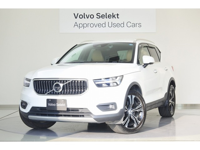 XC40B4 AWD インスクリプション 4WD