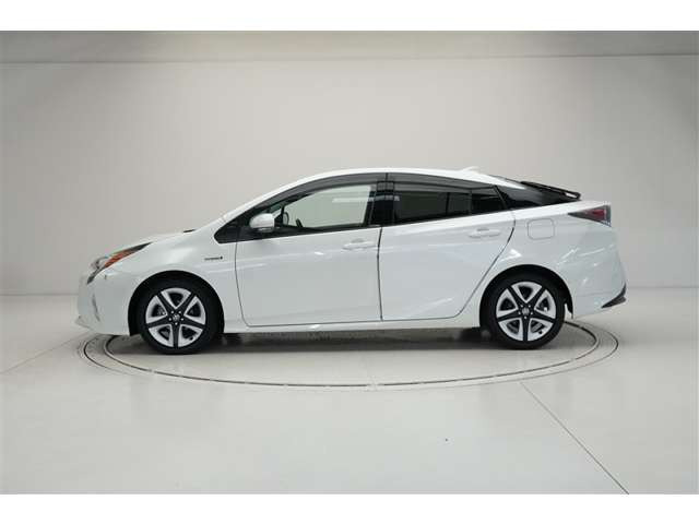 プリウス1.8 A ツーリングセレクション