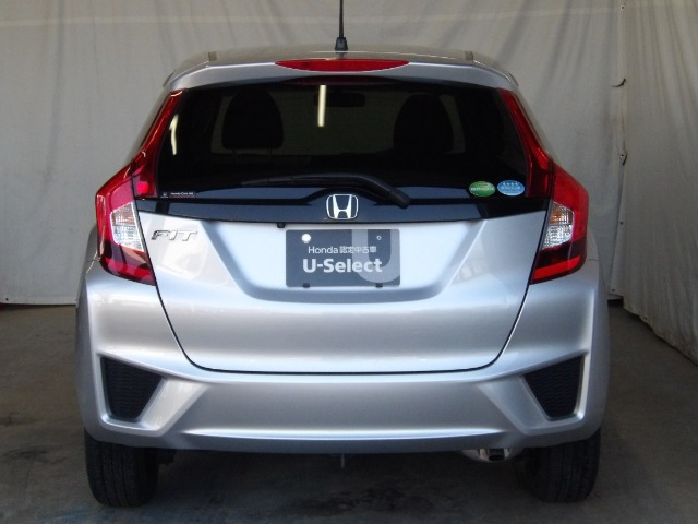 フィット1.3 13G Fパッケージ コンフォートエディション 4WD