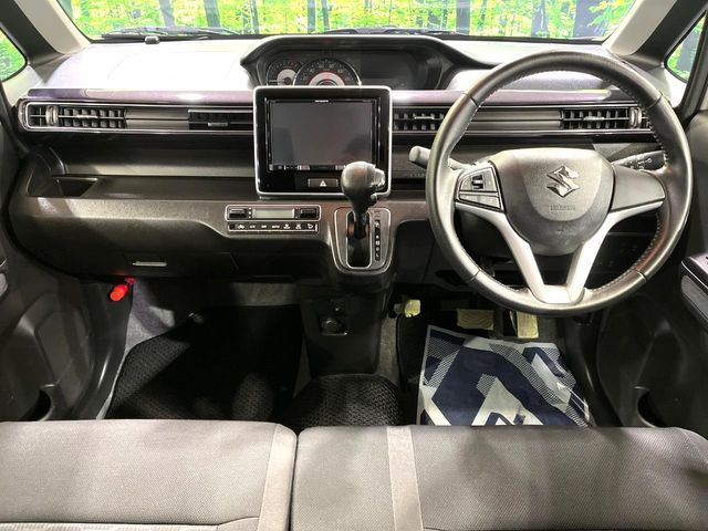 ワゴンRスティングレーハイブリッド(HYBRID) X