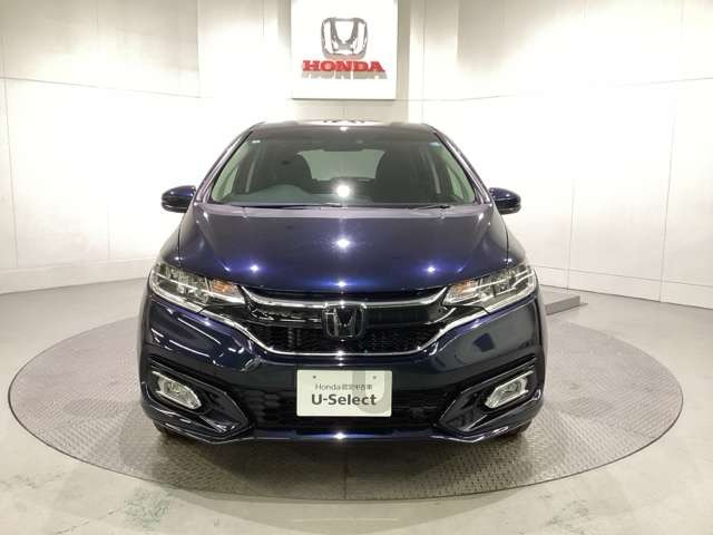 フィット1.3 13G L ホンダセンシング 4WD