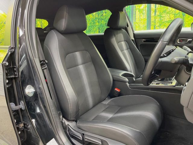 �y�n�[�t���U�[�V�[�g�z�������ƍ���S�n�𗼗������l�C�̃V�[�g���w�ʁE���ʂ̃t�@�u���b�N�f�ނ́A�ʋC���̗ǂ��⊊��ɂ����ɗD��Ă��܂��B�C���╞���ɍ��E���ꂸ���K�ɂ���肢�������܂��B