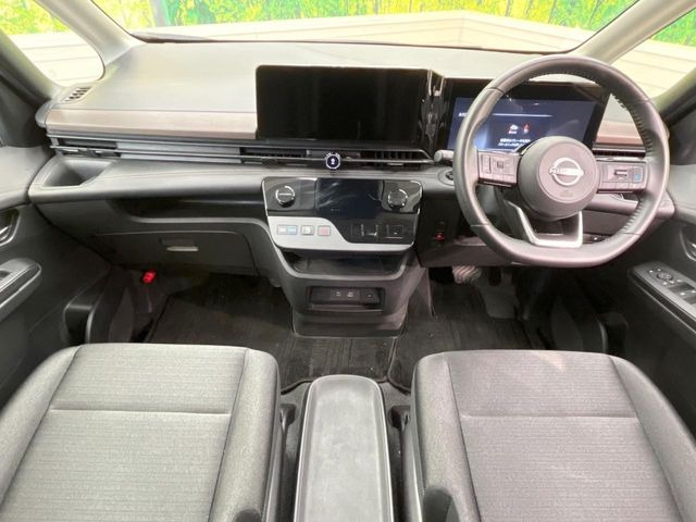 セレナ1.4 e-POWER ハイウェイスターV