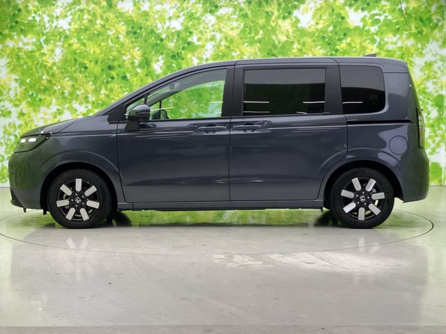 フリード1.5 e:HEV エアー EX