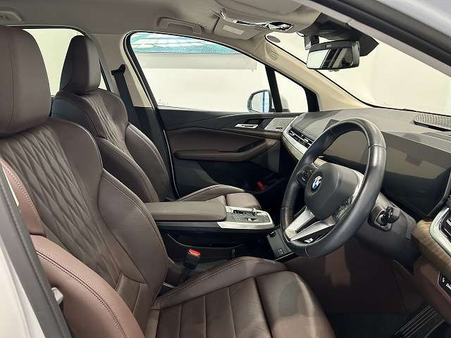 2シリーズアクティブツアラー218i