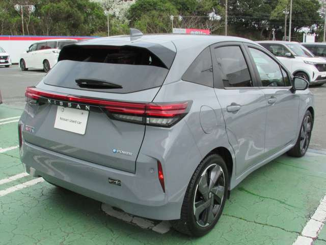 ノートオーラ1.2 G レザーエディション