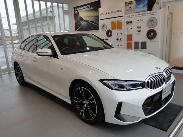 3シリーズセダン320d xドライブ Mスポーツ 4WD