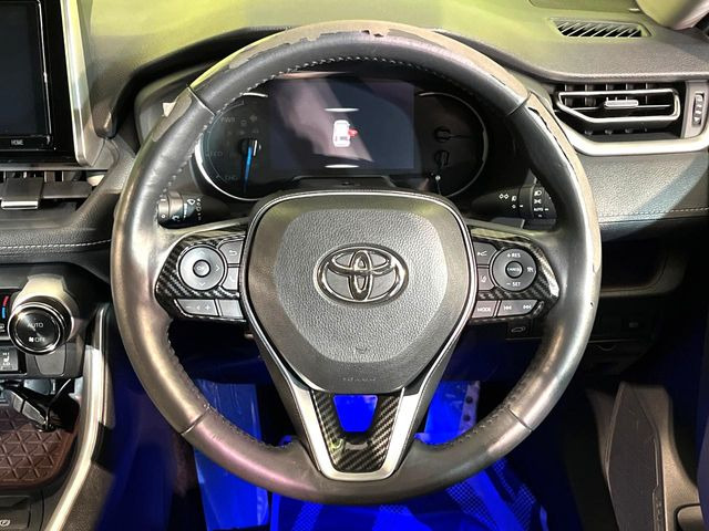 �y�����v�����X�e�A�����O�z�㎿�Ȋv���g�p���邱�ƂŁA��ɂ����������݂ƂĂ��^�]���₷���n���h���ł���