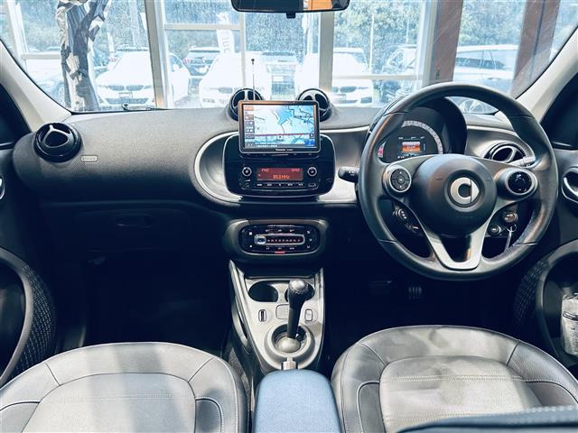 スマートフォーフォー