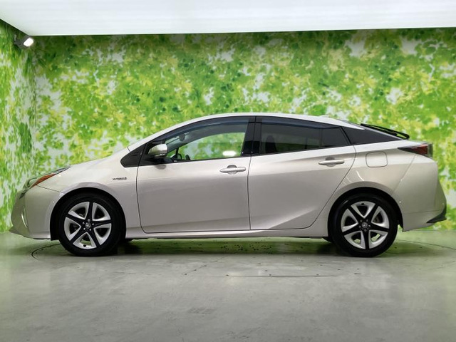 プリウス1.8 A ツーリングセレクション