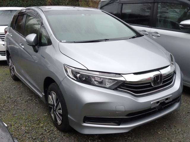 シャトル1.5 ハイブリッド ホンダセンシング 4WD