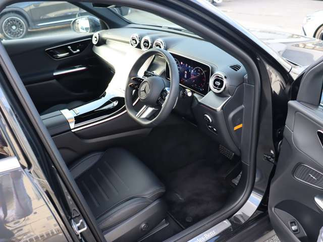GLC220d 4マチック (ISG) AMGラインパッケージ  4WD