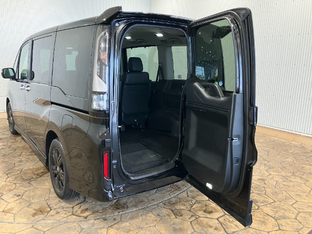 ステップワゴン2.0 スパーダ ハイブリッド G EX ホンダセンシング ブラックスタイル