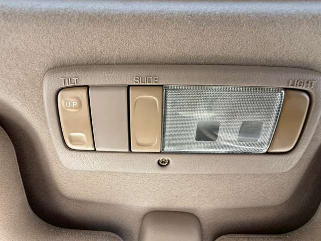 �C�ɂȂ邨�Ԃ�����܂�����E�̓d�b�ԍ����璼�ڂ��X�ɂ��₢���킹���������B�x�����@����ԗ����A��Ԃ܂łȂ�ł������������Ē����܂��B�X�^�b�t�ꓯ���A�����҂����Ă���܂��B