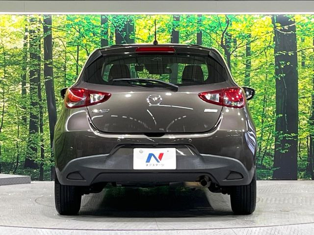 安心の最長10年・走行無制限保証(有償)をご用意。保証内容も充実はもちろん、無料点検&オイル交換や、年中無休の全国・24時間ロードサービスも付帯されておりますのでご安心下さい。