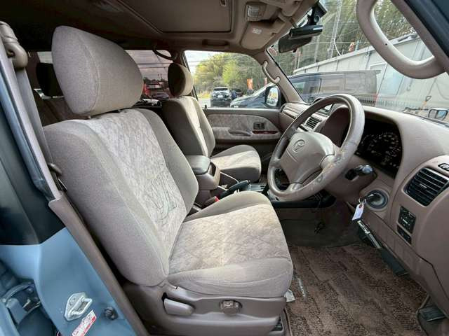 �C�ɂȂ邨�Ԃ�����܂�����E�̓d�b�ԍ����璼�ڂ��X�ɂ��₢���킹���������B�x�����@����ԗ����A��Ԃ܂łȂ�ł������������Ē����܂��B�X�^�b�t�ꓯ���A�����҂����Ă���܂��B