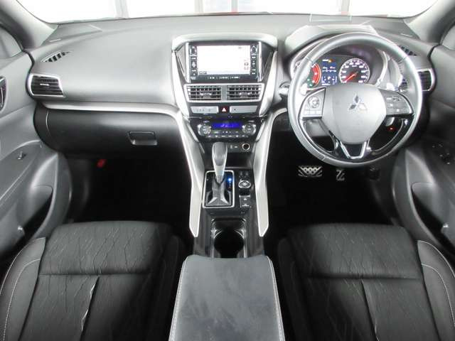 エクリプスクロス2.2 ブラック エディション ディーゼル 4WD