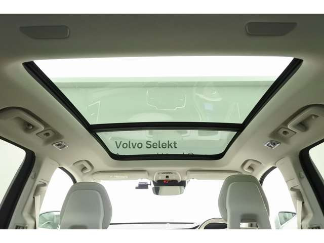 XC90B6 AWD インスクリプション 4WD