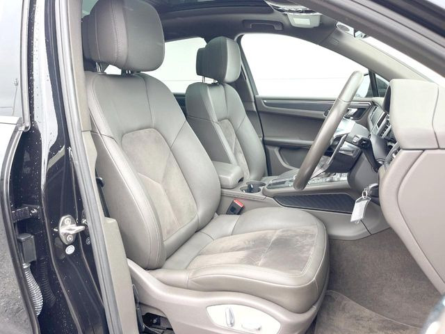 ���V�[�g�̎g�p��:�j��E�ւ�������Ȃ��A�����̒ʂ肫�ꂢ�ȏ�Ԃ��ێ����Ă���܂��B�܂��A�����N���[�j���O�E�R�[�e�B���O�����p�����������܂��B