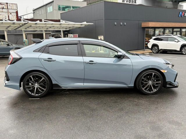 �������x�̃K���X�疌�ŝ����͂������A�㎿�ȃc���E����������B���O����_���J�����؂Ȉ��Ԃ�ی삵�A�F�����E�򉻂�h�~�B�u�e�X�v���b�V���R�[�g�v�A�u�e�v���~�b�T�R�[�g�v���炨�I�т��������܂��B