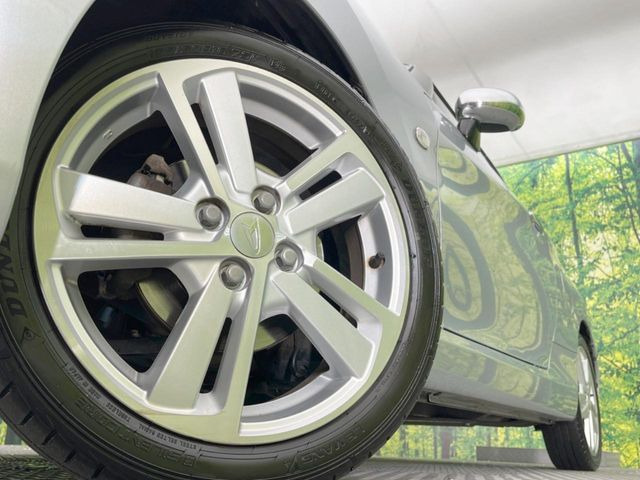 �y�����A���~�z�C�[���z�O�ςɃ}�b�`���������A���~�z�C�[���𑕒����Ă���܂��B�e��ЊO�A���~�z�C�[����A�X�^�b�h���X�^�C�����戵�����Ă���܂��B���񂲑��k����������