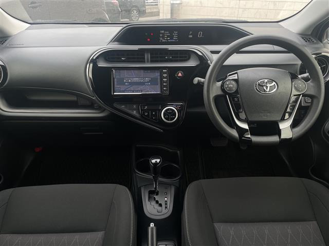 アクア1.5 S スタイルブラック