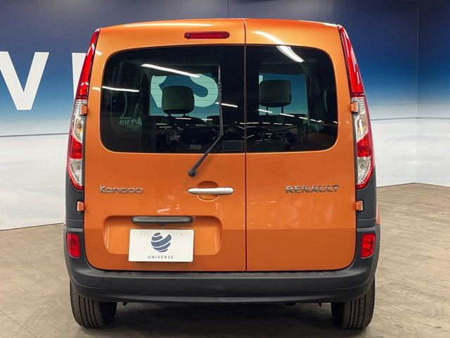 ���A���ԂȂ�ł͂́A�ו��܂ō�荞�܂ꂽ�A�������ꂽ�f�U�C���ł��B�^�]�Ȃ���̎��E�́A�X���ɂĂ��q�l�����g�̖ڂł��m���߂�������!