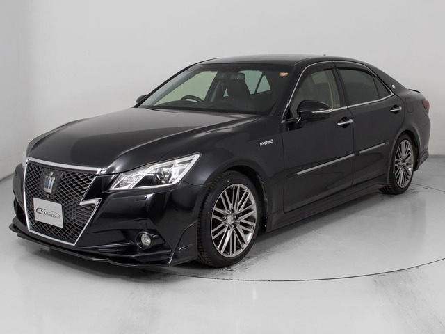 フルエアロが装着されています!お好みはいかがですか?今付いているデザイン以外にも、各ブランドのエアロを格安にてお取付け出来ます!又、エアロを外してノーマル状態にする事も出来ます!!