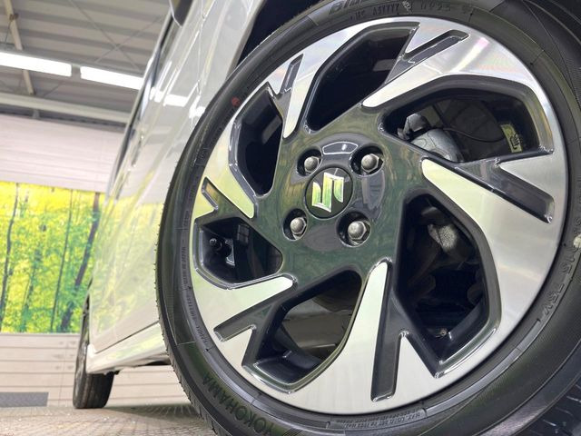 【純正15インチアルミホイール】外観にマッチした純正アルミホイールを装着しております。各種社外アルミホイールや、スタッドレスタイヤも取扱いしております。是非ご相談ください♪