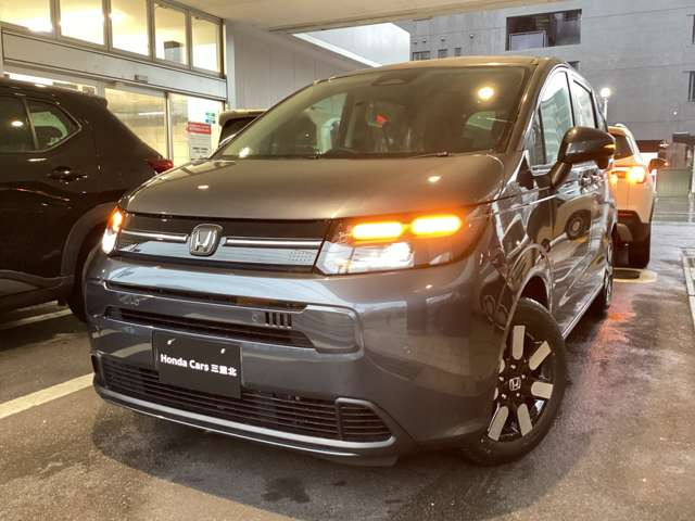 フリード1.5 e:HEV エアー EX