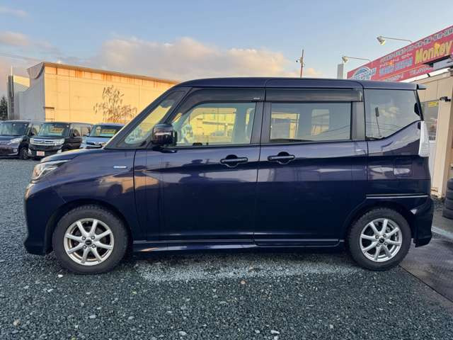 �[�ԑO�̓_�������������H��֊O�����A�L�b�`���s���Ă���܂�!���S���Ă���肢��������悤�ɋ΂߂Ă��܂��B