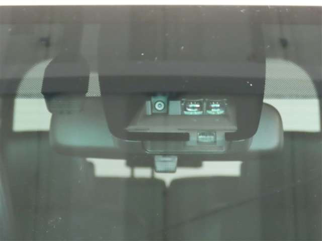 ヴォクシー1.8 ハイブリッド ZS 煌III