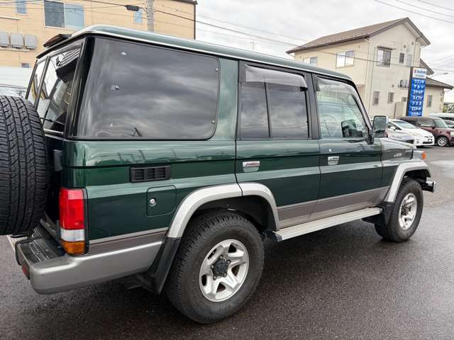 ランドクルーザー704.2 ZX ディーゼル 4WD