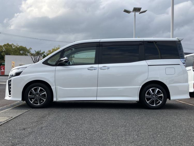 ヴォクシー2.0 ZS 煌